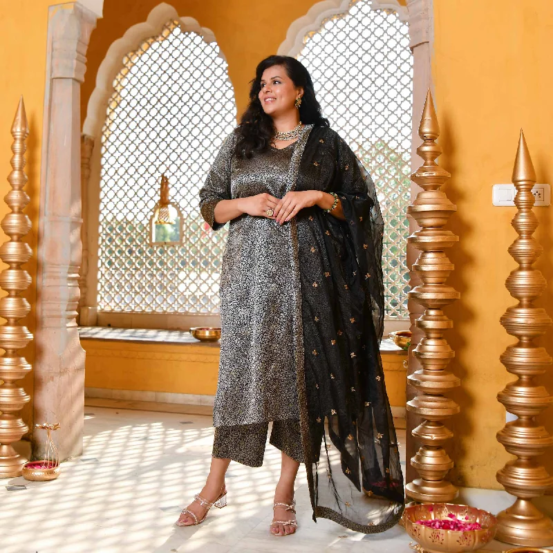 Timeless-Black Luxe Banarasi Brocade Suit Set